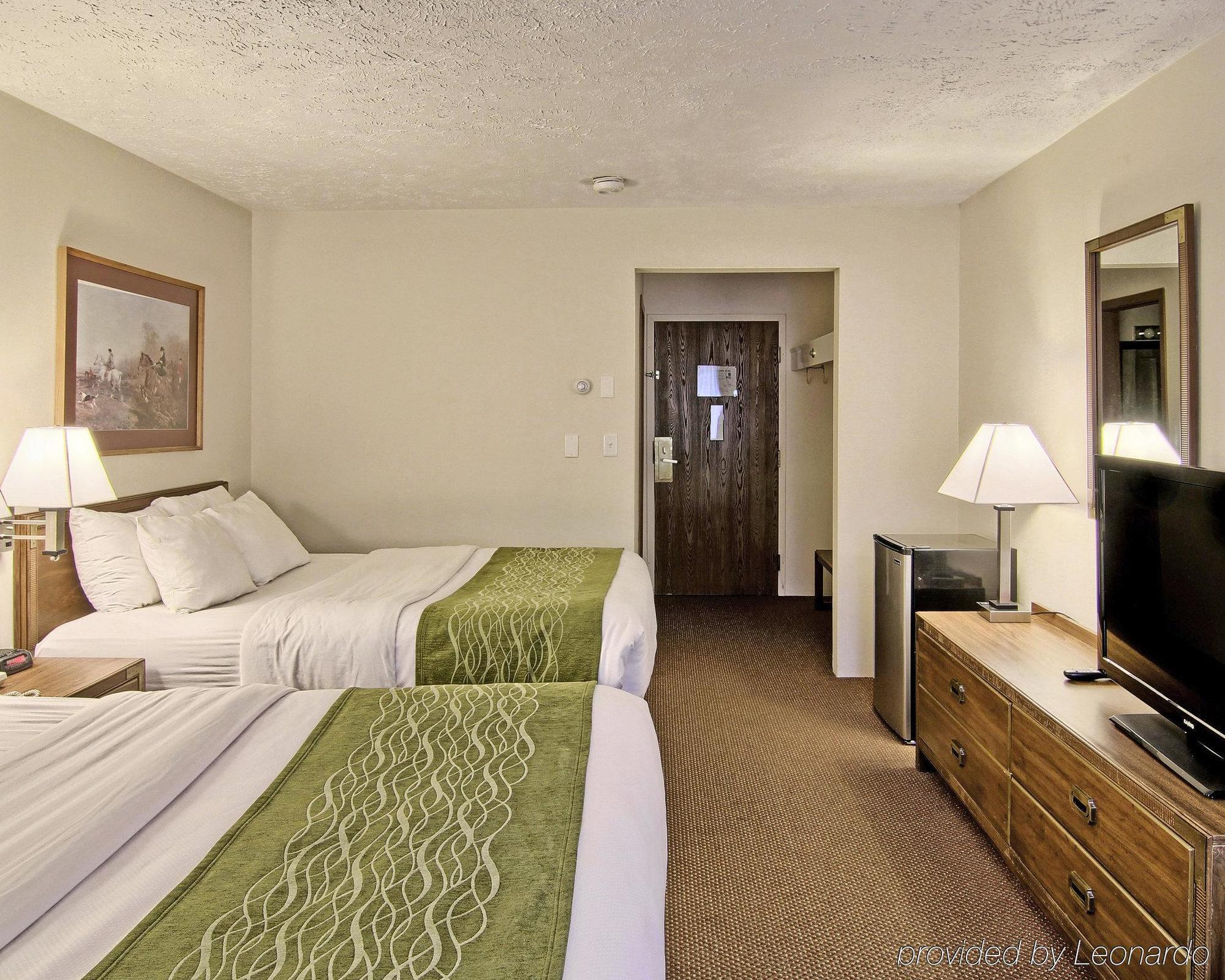 Quality Inn Petoskey-Harbor Springs Esterno foto