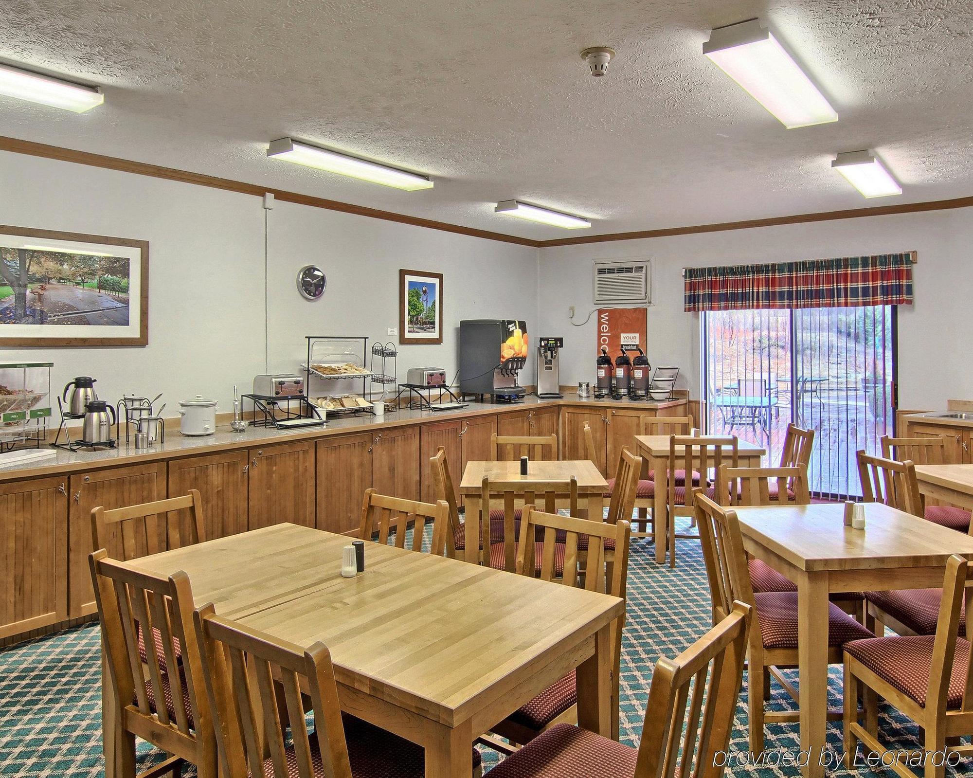 Quality Inn Petoskey-Harbor Springs Esterno foto