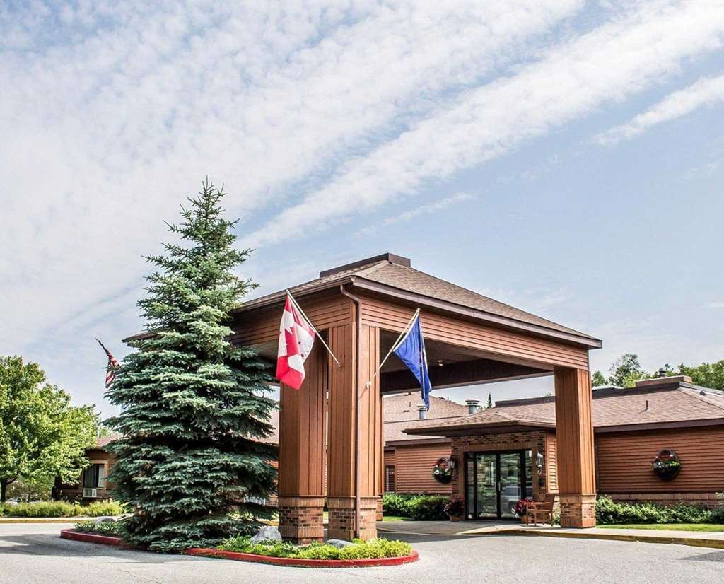 Quality Inn Petoskey-Harbor Springs Esterno foto